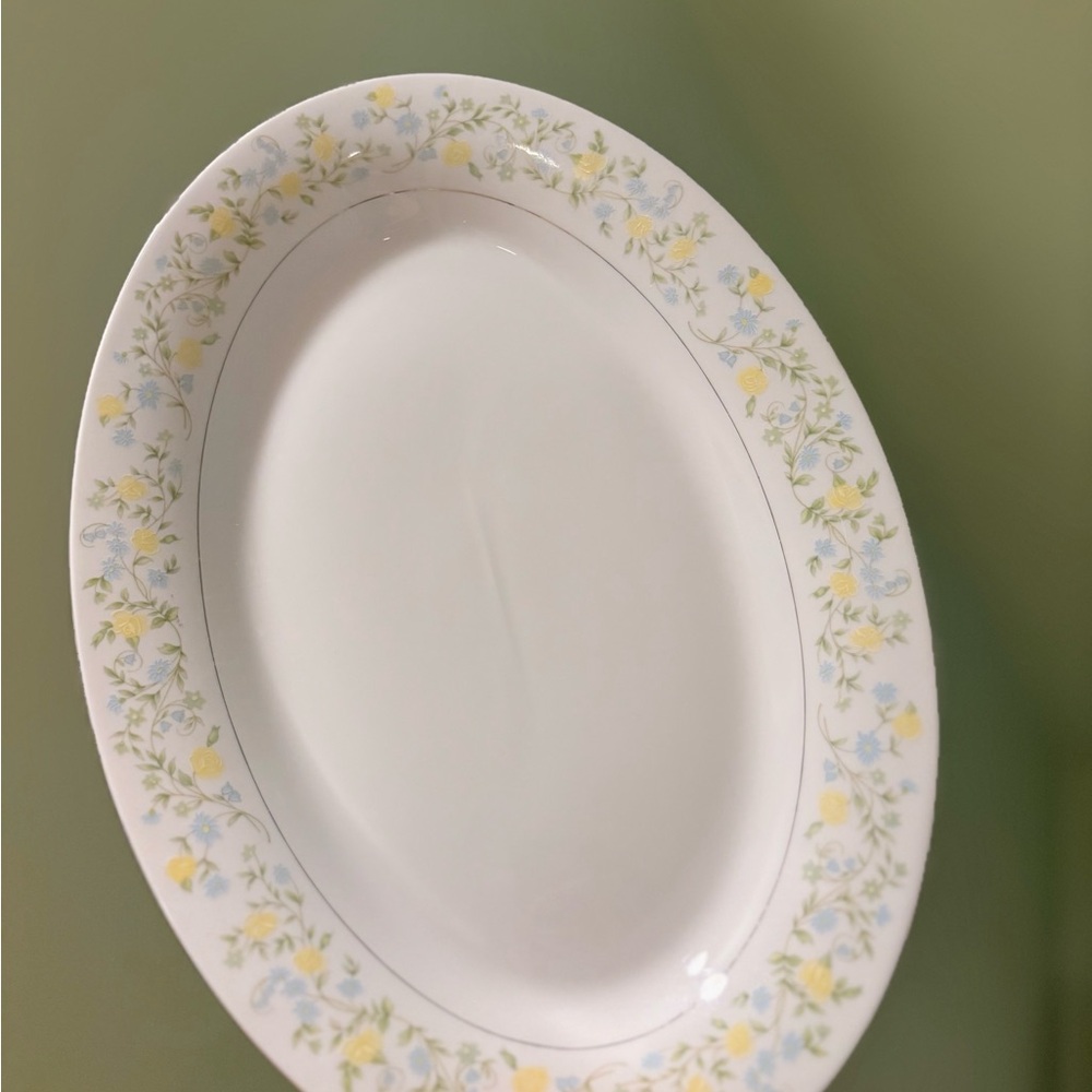 14” Vintage Discontinued Crown Ming Fine China Oval Serving Dish 🌼